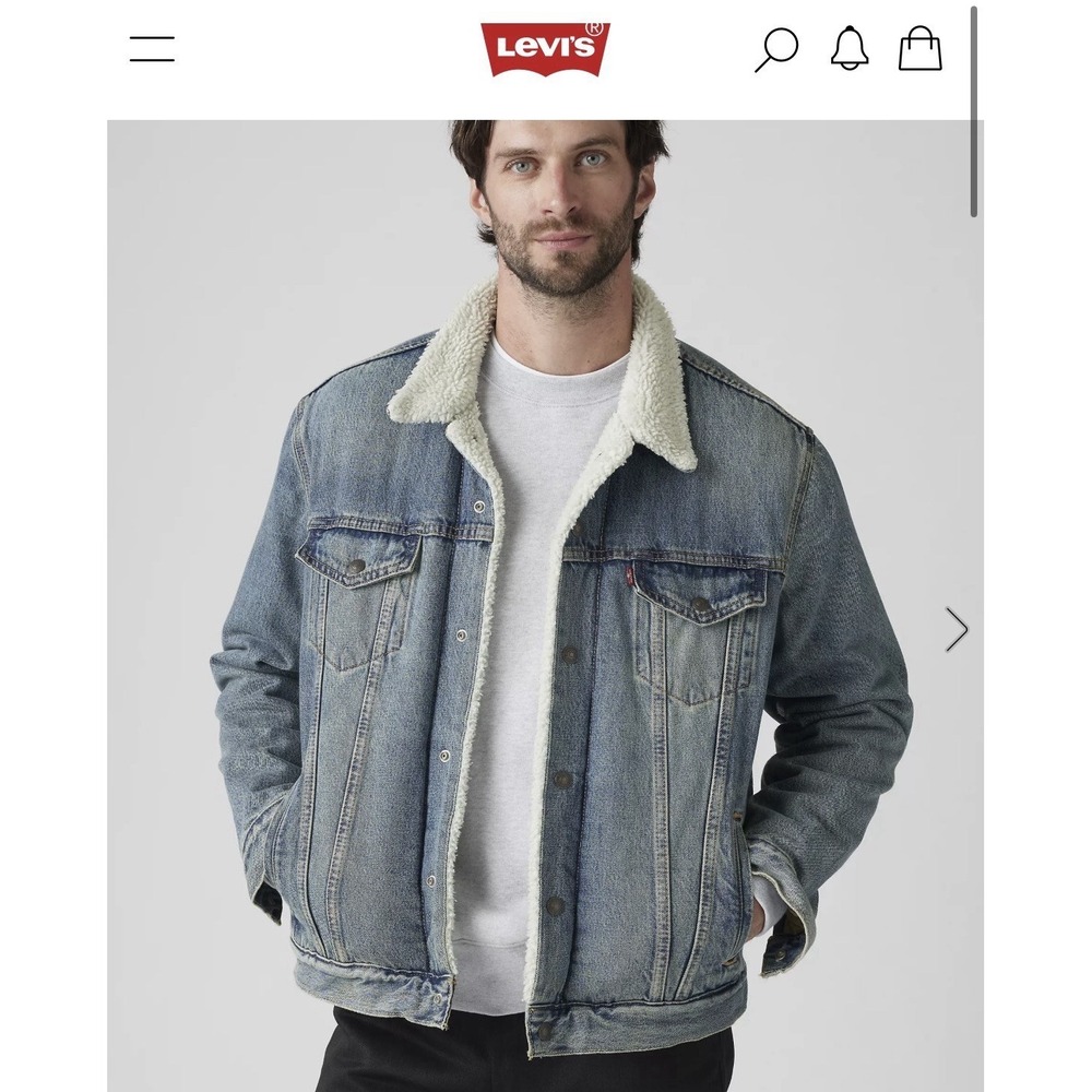 Levi's Men's Sherpa Trucker Jacket in a medium wash Large